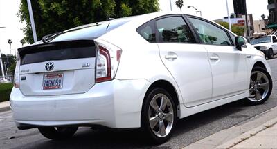 2013 Toyota Prius Three   - Photo 3 - Pasadena, CA 91107