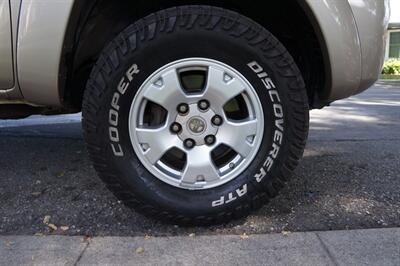 2006 Toyota Tacoma PreRunner V6   - Photo 16 - Pasadena, CA 91107