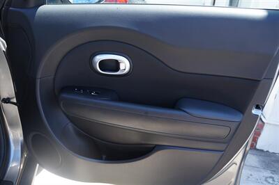 2018 Kia Soul LX   - Photo 15 - Pasadena, CA 91107
