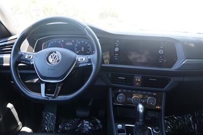 2019 Volkswagen Jetta SEL - Photo 13 - Pasadena, CA 91107