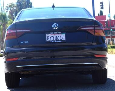 2019 Volkswagen Jetta SEL - Photo 5 - Pasadena, CA 91107