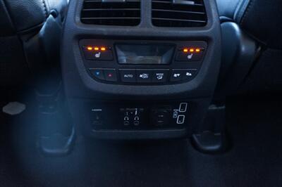 2019 Honda Pilot Touring w/Rear Captain's   - Photo 18 - Pasadena, CA 91107