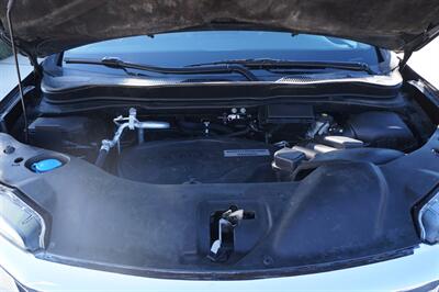 2019 Honda Pilot Touring w/Rear Captain's   - Photo 17 - Pasadena, CA 91107