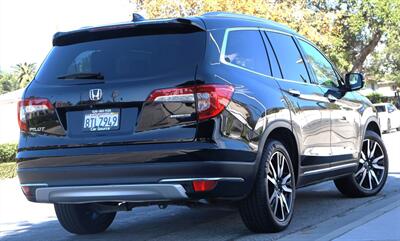 2019 Honda Pilot Touring w/Rear Captain's   - Photo 4 - Pasadena, CA 91107