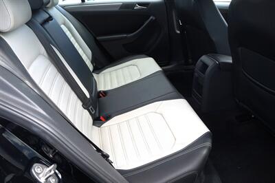 2016 Volkswagen Jetta 1.8T Sport   - Photo 8 - Pasadena, CA 91107