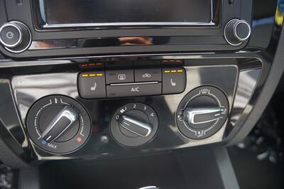 2016 Volkswagen Jetta 1.8T Sport   - Photo 12 - Pasadena, CA 91107