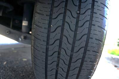 2015 Subaru Forester 2.5i   - Photo 22 - Pasadena, CA 91107