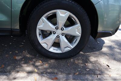 2015 Subaru Forester 2.5i   - Photo 18 - Pasadena, CA 91107