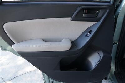 2015 Subaru Forester 2.5i   - Photo 14 - Pasadena, CA 91107