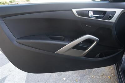 2017 Hyundai VELOSTER Value Edition - Photo 14 - Pasadena, CA 91107