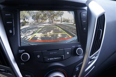 2017 Hyundai VELOSTER Value Edition - Photo 10 - Pasadena, CA 91107