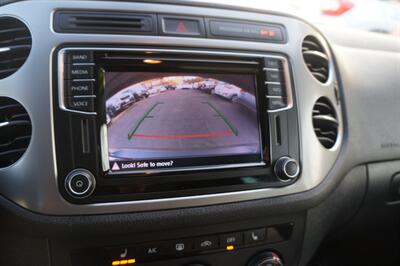 2016 Volkswagen Tiguan 2.0T SE   - Photo 12 - Pasadena, CA 91107