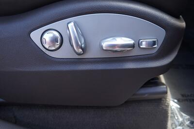 2016 Porsche Cayenne   - Photo 10 - Pasadena, CA 91107