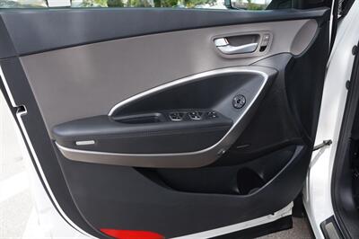 2016 Hyundai SANTA FE SE - Photo 17 - Pasadena, CA 91107