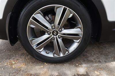 2016 Hyundai SANTA FE SE - Photo 23 - Pasadena, CA 91107