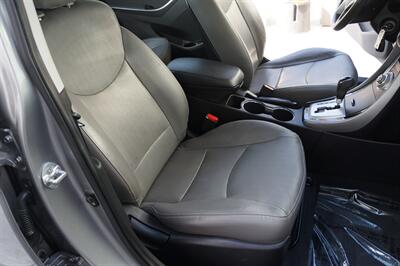 2011 Hyundai ELANTRA Limited   - Photo 7 - Pasadena, CA 91107