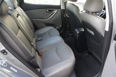 2011 Hyundai ELANTRA Limited   - Photo 8 - Pasadena, CA 91107