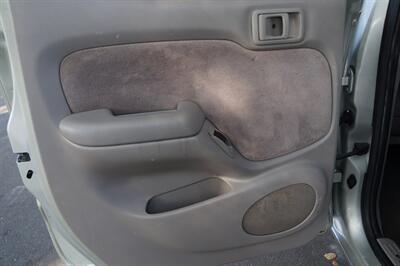 2003 Toyota Tacoma PreRunner V6   - Photo 14 - Pasadena, CA 91107
