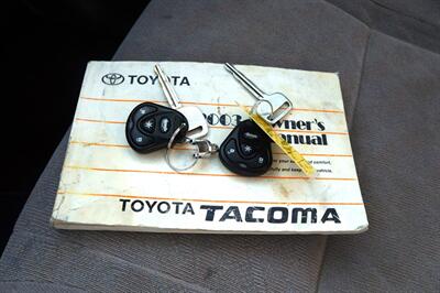2003 Toyota Tacoma PreRunner V6   - Photo 23 - Pasadena, CA 91107