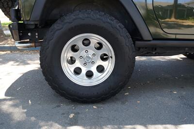 2012 Jeep Wrangler Rubicon   - Photo 18 - Pasadena, CA 91107