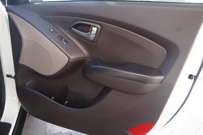 2015 Hyundai TUCSON SE   - Photo 17 - Pasadena, CA 91107