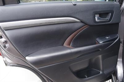 2019 Toyota Highlander Hybrid Limited - Photo 22 - Pasadena, CA 91107