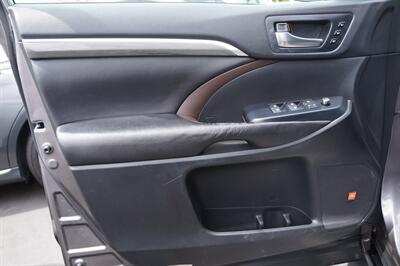 2019 Toyota Highlander Hybrid Limited - Photo 20 - Pasadena, CA 91107