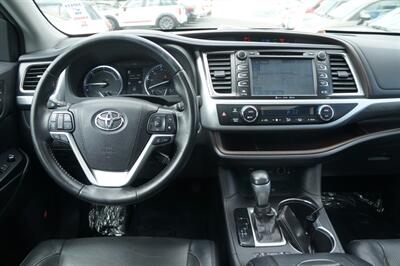 2019 Toyota Highlander Hybrid Limited - Photo 12 - Pasadena, CA 91107