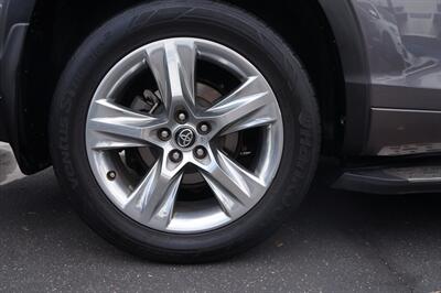 2019 Toyota Highlander Hybrid Limited - Photo 28 - Pasadena, CA 91107