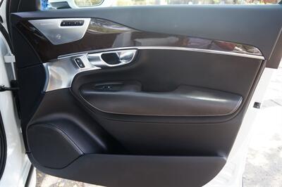 2017 Volvo XC90 T6 Momentum - Photo 27 - Pasadena, CA 91107