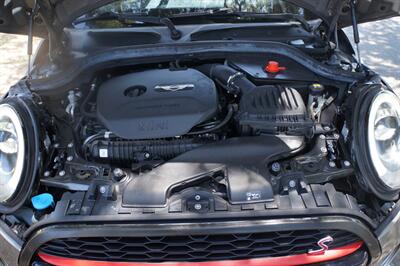 2017 MINI Hardtop 2 Door Cooper S   - Photo 16 - Pasadena, CA 91107