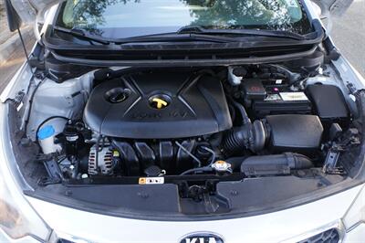 2016 Kia Forte LX   - Photo 10 - Pasadena, CA 91107