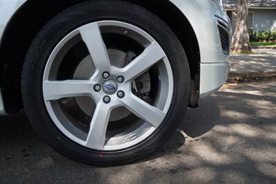 2013 Volvo XC60 T6 R Design Premier Plus   - Photo 22 - Pasadena, CA 91107