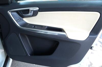 2013 Volvo XC60 T6 R Design Premier Plus   - Photo 19 - Pasadena, CA 91107