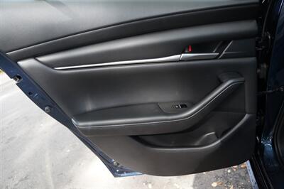 2020 Mazda Mazda3 Sedan Select - Photo 14 - Pasadena, CA 91107