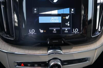 2021 Volvo XC60 T5 Inscription   - Photo 12 - Pasadena, CA 91107