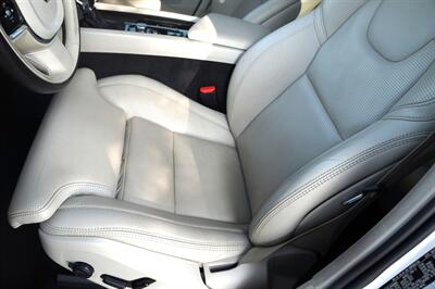 2021 Volvo XC60 T5 Inscription   - Photo 6 - Pasadena, CA 91107