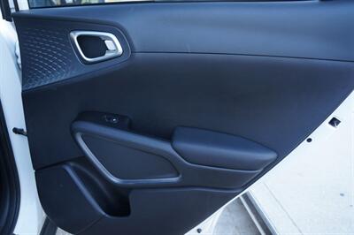 2020 Kia Soul S   - Photo 15 - Pasadena, CA 91107