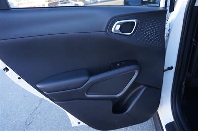 2020 Kia Soul S   - Photo 13 - Pasadena, CA 91107