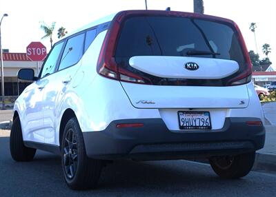 2020 Kia Soul S   - Photo 3 - Pasadena, CA 91107