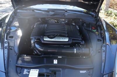 2011 Porsche Cayenne Tiptronic   - Photo 19 - Pasadena, CA 91107