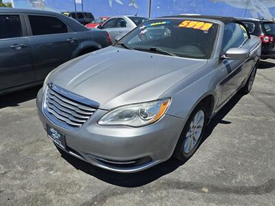 2013 Chrysler 200 Touring Convertible