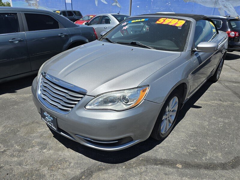 2013 Chrysler 200 Touring   - Photo 1 - Reno, NV 89502
