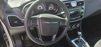 2014 Chrysler 200 LX   - Photo 4 - Reno, NV 89502