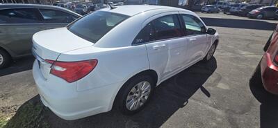 2014 Chrysler 200 LX   - Photo 3 - Reno, NV 89502