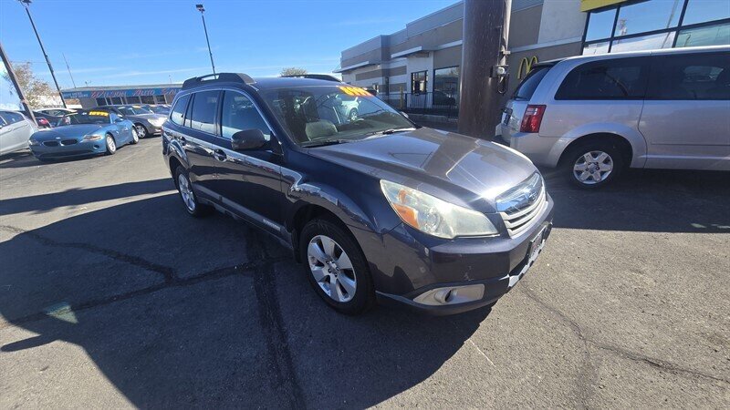 2011 Subaru Outback 2.5i Premium - Photo 2 - Reno, NV 89502