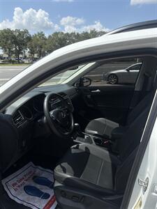2021 Volkswagen Tiguan SE   - Photo 7 - Orlando, FL 32804