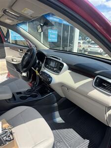 2019 Kia Sorento LX   - Photo 4 - Orlando, FL 32804