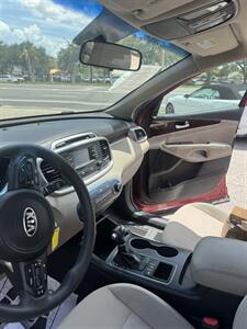 2019 Kia Sorento LX   - Photo 14 - Orlando, FL 32804