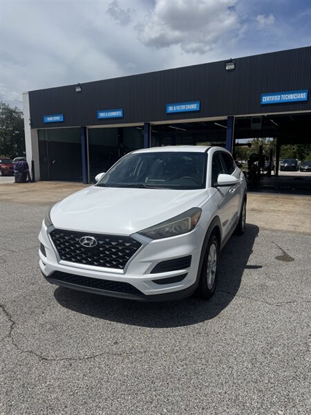 2019 Hyundai TUCSON SE  